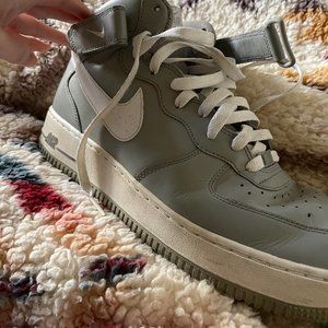 Nike Air Force 1 High-Top Sneakers Shoes Men's 12 Grey/ white